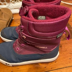 Merrell waterproof snow boots worn once. Maybe outside. Size 6 big girls.